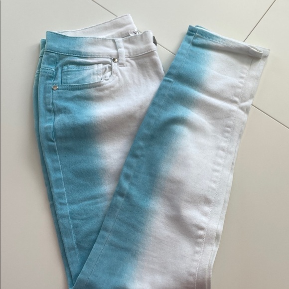 VENUS Denim - VENUS Blue and White Skinny Jeans